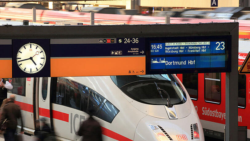 Bahntickets für Fahrten quer durch Europa sind auch über das Smartphone zu buchen Bahntickets für Fahrten quer durch Europa sind auch über das Smartphone zu buchen