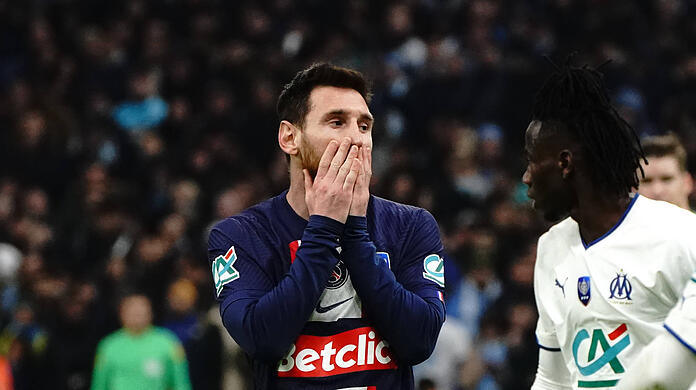 Lionel Messi droht für den Achtelfinal-Kracher gegen den FC Bayern wohl auszufallen.