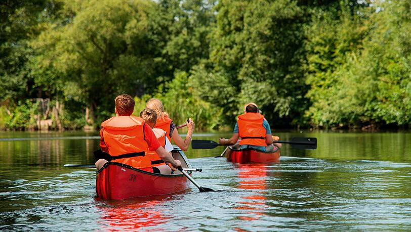 Von 9 bis 18 Uhr dürfen Paddler den Oberlauf des Mains befahren, die Nacht gehört den Tieren. Von 9 bis 18 Uhr dürfen Paddler den Oberlauf des Mains befahren, die Nacht gehört den Tieren.