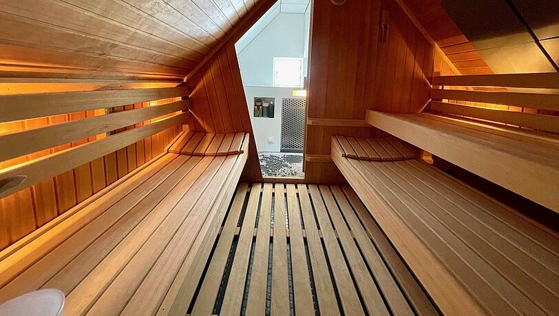 Die Sauna als "Triebwerk" des Raumschiffes. Die Sauna als "Triebwerk" des Raumschiffes.