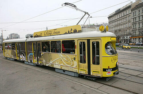Die Ring-Tram führt einmal rund um die Altstadt, Foto: Wiener Linien