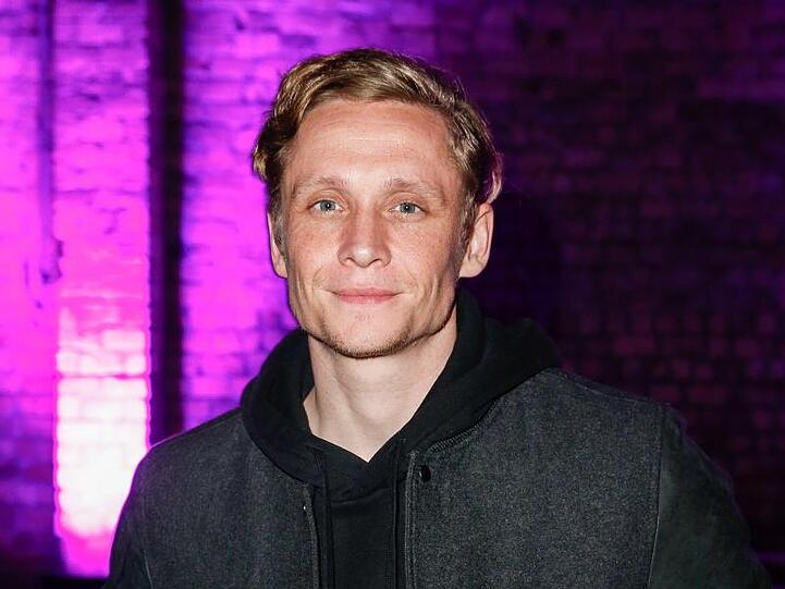 Matthias Schweighöfer kann nachts nicht schlafen.