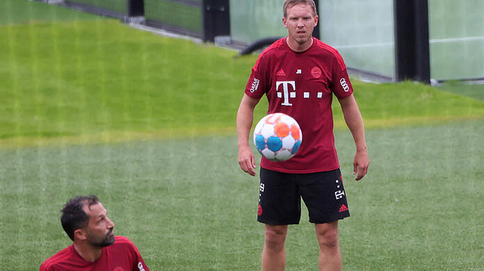 Verstehen sich offenbar blendend: Hasan Salihamidzic und Julian Nagelsmann.