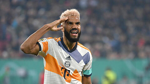 Eric Maxim Choupo-Moting war gegen den FC Augsburg an drei Toren beteiligt.