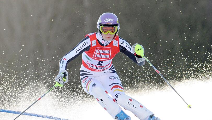 Maria Höfl-Riesch auf Twitter zu finden unter: @Maria: "Puh, mir fehlen die Worte! Wär ich nur vorher schlafen gegangen. Jetzt hab ich sicher Albträume :-((( #gerswe #einfachunglaublich" Maria Höfl-Riesch auf Twitter zu finden unter: @Maria: "Puh, mir fehlen die Worte! Wär ich nur vorher schlafen gegangen. Jetzt hab ich sicher Albträume :-((( #gerswe #einfachunglaublich"
