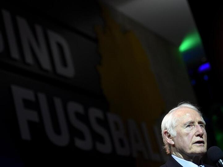 Hans Tilkowski im März 2017 bei der Verleihung des Integrationspreises im Fußballmuseum in Dortmund.