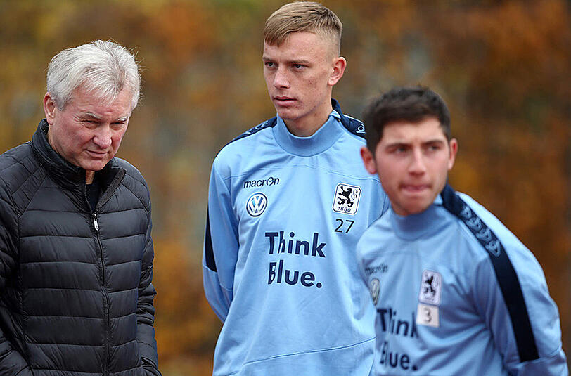 Fehlten am Dienstag im Training: Löwen-Trainer Benno Möhlmann mit den Youngstern Marius Wolf und Maximilian Wittek.
