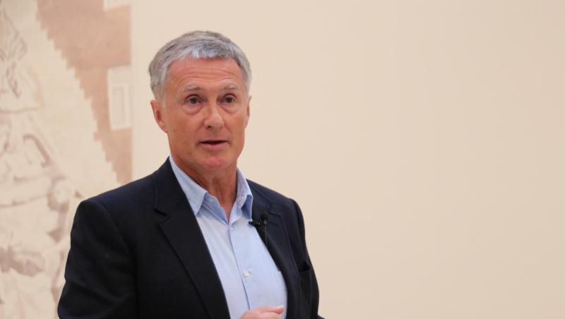 Galerist David Zwirner startete schon vor einigen Jahren mit den Viewing Rooms. Galerist David Zwirner startete schon vor einigen Jahren mit den Viewing Rooms.
