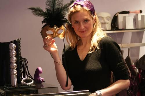 Lust auf einen privaten Maskenball? Carolin Stephan kann Sie dafür ausstatten.