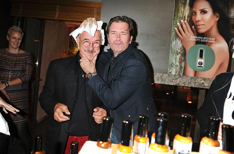 Otto Retzer und John Munich beim mediterranen Abend der Schweizer Naturkosmetikmarke OLIVEDA im Bayerischen Hof.