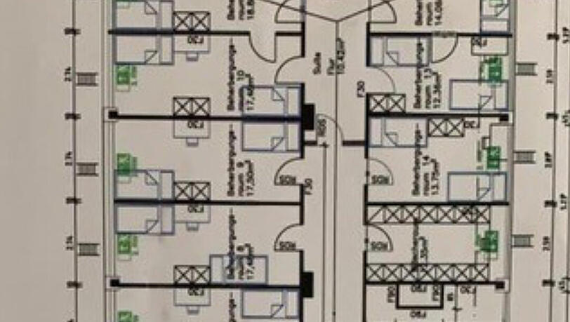 In dem Arbeiterwohnheim sind mehrere der Zimmer für 400 Euro zu haben. In dem Arbeiterwohnheim sind mehrere der Zimmer für 400 Euro zu haben.