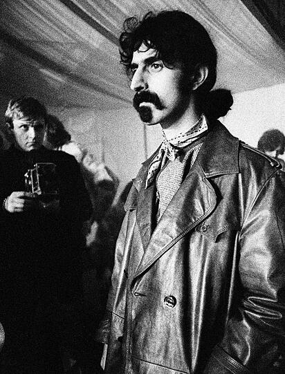 Die 1994 verstorbene Musiklegende Frank Zappa nannte seine Kinder Moon, Dweezil, Ahmet und Diva.