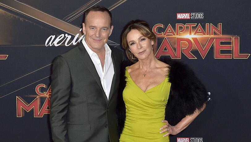 Clark Gregg und Jennifer Grey sind kein Paar mehr. Clark Gregg und Jennifer Grey sind kein Paar mehr.