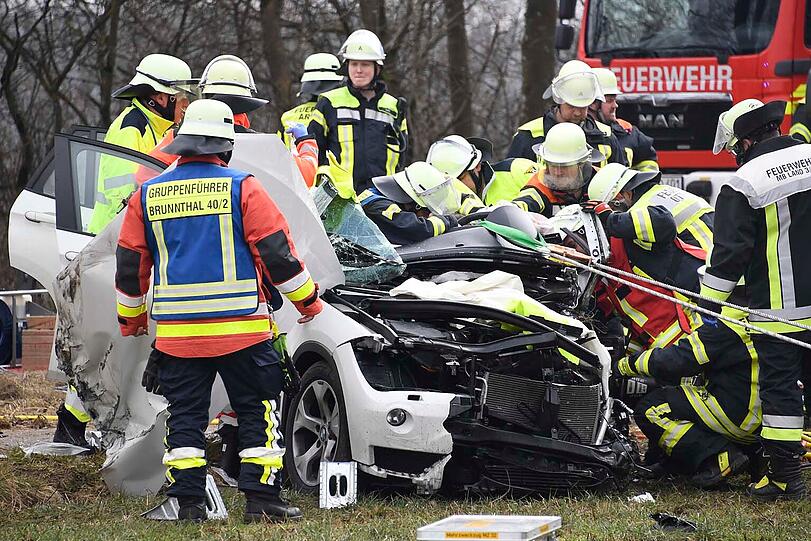 Bilder vom Unfallort in Sauerlach.