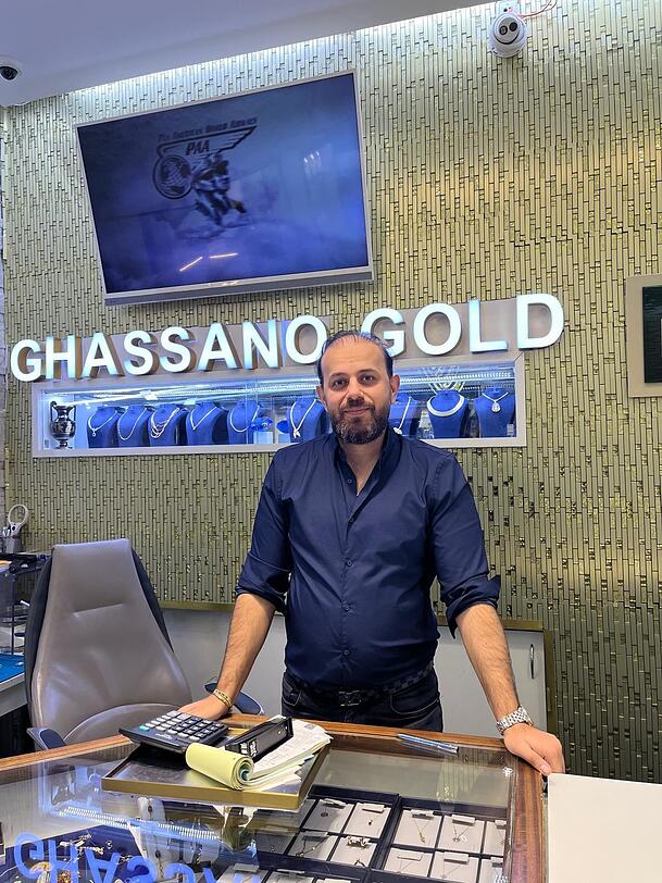 "Katastrophe fürs Geschäft": Goldhändler Yahya Ajeel. "Katastrophe fürs Geschäft": Goldhändler Yahya Ajeel.