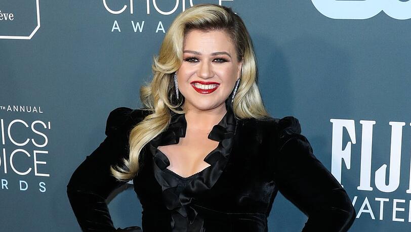 Kelly Clarkson wurde durch eine Castingshow berühmt.