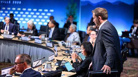 Die Finanzminister bereiten den Gipfel der Staats- und Regierungschefs im Dezember vor.
