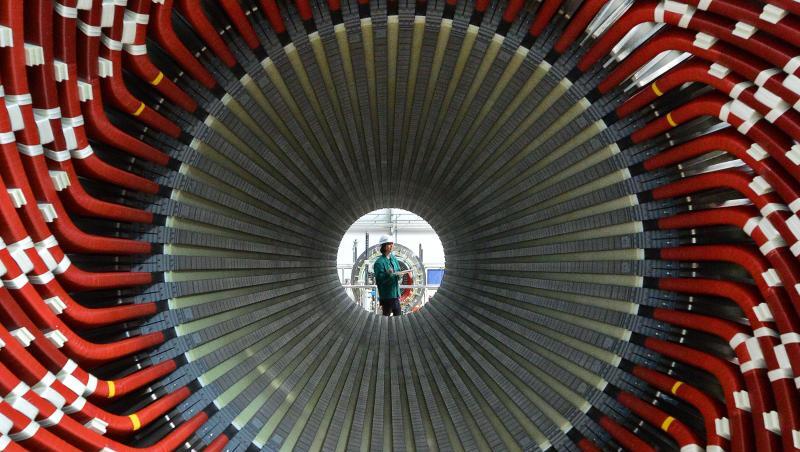 Blick auf einen Generatorständer im Siemens-Generatorenwerk. Blick auf einen Generatorständer im Siemens-Generatorenwerk.