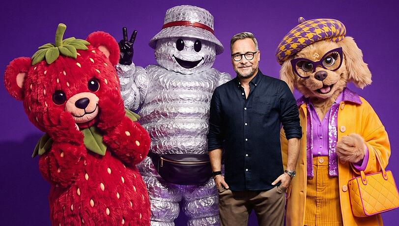 Erdb&auml;r, Bubble und Emily Wau werden bei Matthias Opdenh&ouml;vel um den "Masked Singer"-Pokal singen.