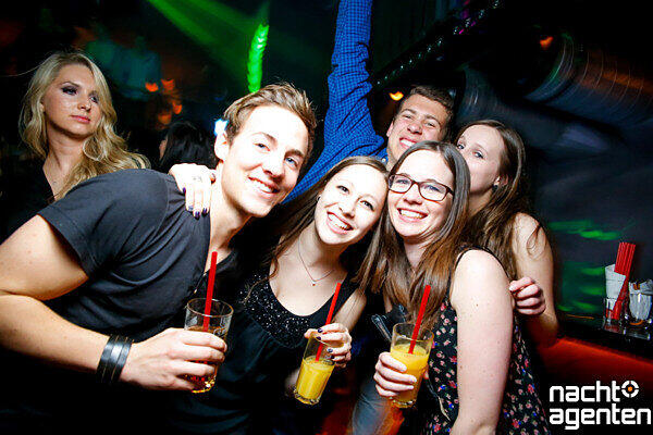 House vs Black hieß es am Samstag im Jack Rabbit.