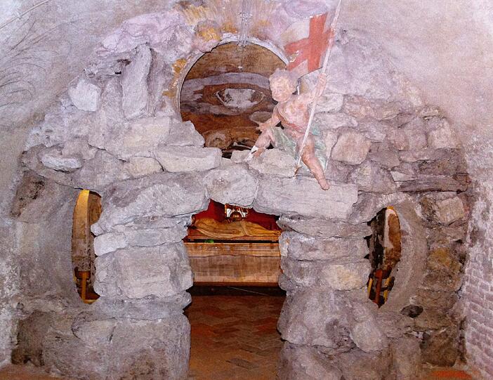 Kunst-Grotte: Barocke Frömmigkeit in der Asamkirche.