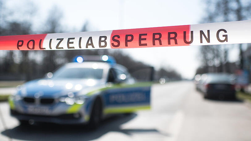 Die Polizisten wurden bei der Unfallaufnahme angegriffen. (Symbolfoto)