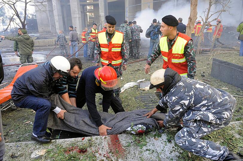 Sehen Sie hier noch mehr Bilder des Anschlags in Beirut.