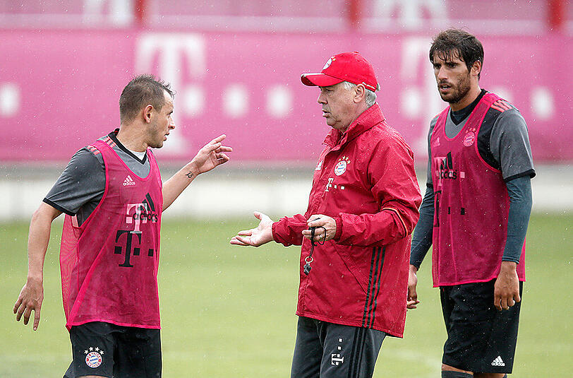 Weitere Bilder von der öffentlichen Trainingseinheit an der Säbener Straße.