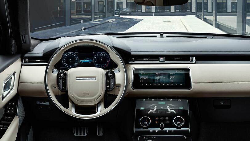 Kein Schnickschnack: Das Cockpit-Design des Velar ist puristisch gestaltet.
