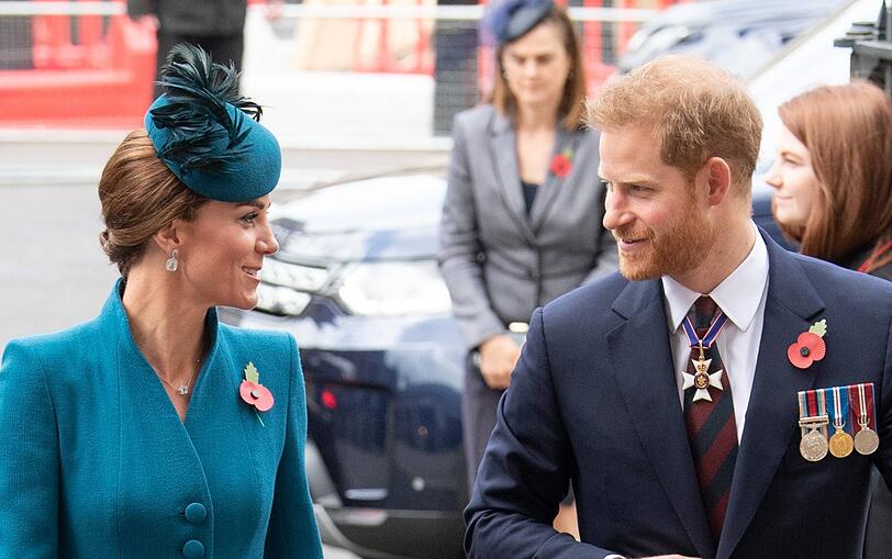 Hatten immer ein enges Verhältnis: Herzogin Kate und Prinz Harry. (Archivbild)