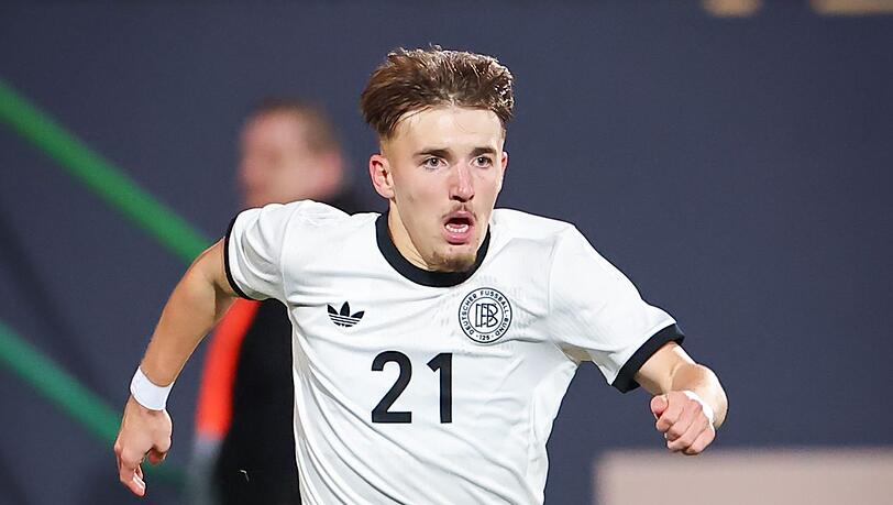 Stürmt Bayern-Youngster Lennart Karl von der deutschen U21-Auswahl in den WM-Kader von Julian Nagelsmann? (Archivbild)