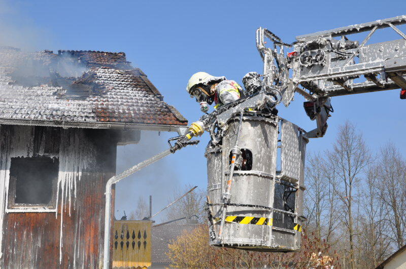 Wohnhausbrand in Eggenfelden: Die Bilder