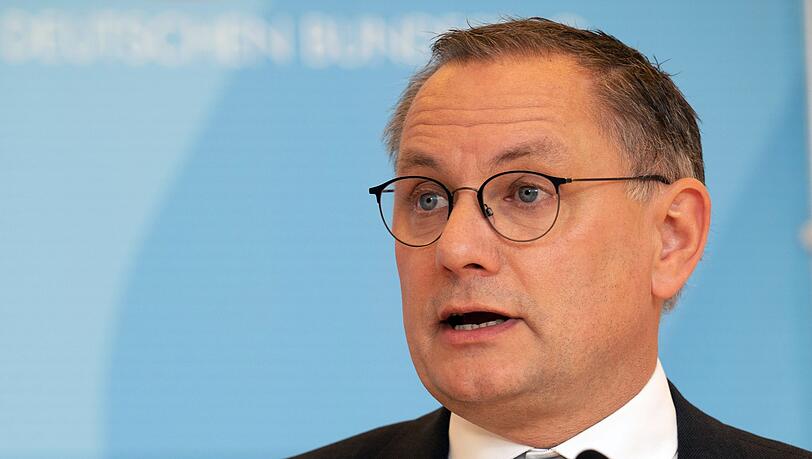 AfD-Chef Tino Chrupalla spricht von Spaltung. (Archivbild)
