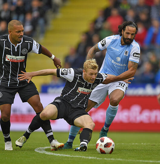 ADRIANO GRIMALDI, NOTE 3: Wurde immer gesucht, wurde fast immer gefunden. Vorbereitung zum 1:0, ackerte und wuselte.