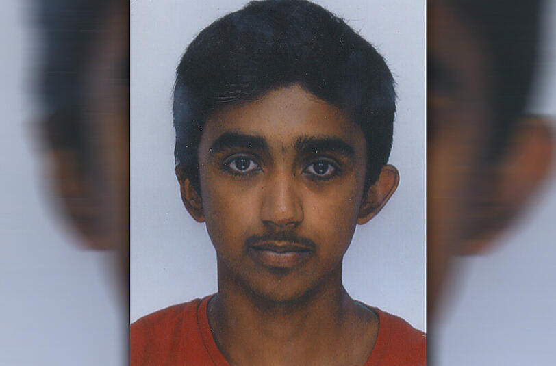 Wer kann der Polizei Hinweise auf den Verbleib von Hans Walpitagamage (13) aus Oberding geben?