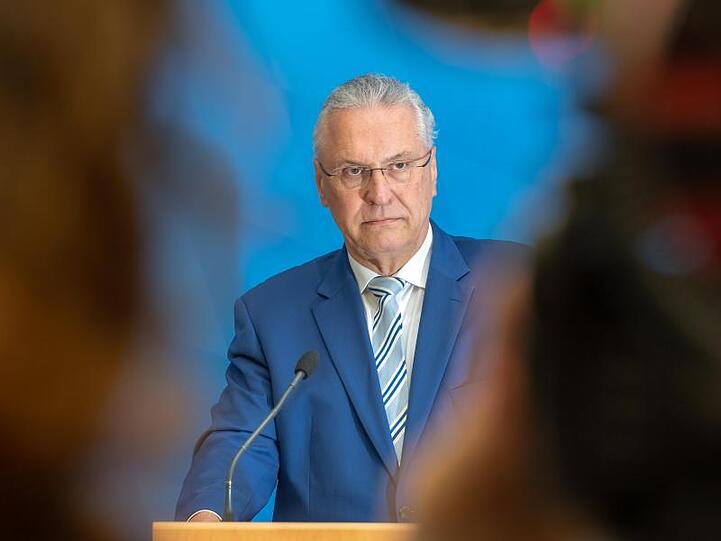 Joachim Herrmann (CSU), Innenminister von Bayern. Foto: Peter Kneffel/Archivbild