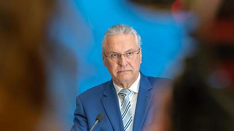 Joachim Herrmann (CSU), Innenminister von Bayern. Foto: Peter Kneffel/Archivbild