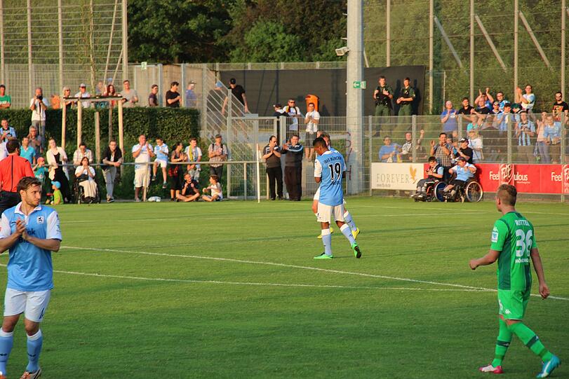Szenen aus dem Spiel gegen Mönchengladbach