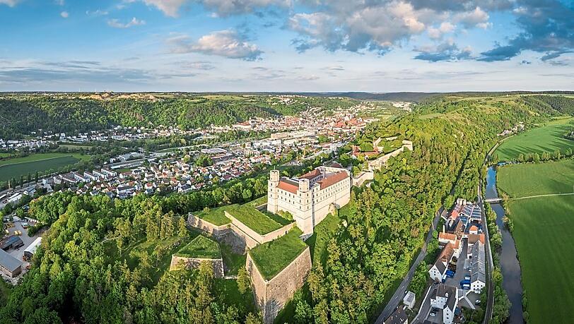Die Willibaldsburg ist das Wahrzeichen von Eichstätt.