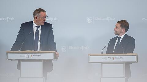 Schweitzer (links) und Kretschmer demonstrierten in vielen Punkten Einigkeit trotz Parteigrenzen.