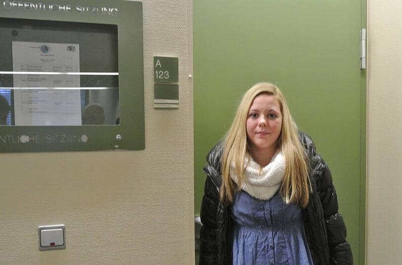 Stalking-Opfer: Sabrina K. (19) als Zeugin im Münchner Amtsgericht.