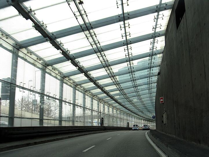 Die östliche Ausfahrt des Petueltunnels.