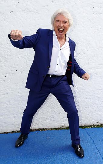 Peter Orloff traut sich in den Parcours von "Ninja Warrior Germany".