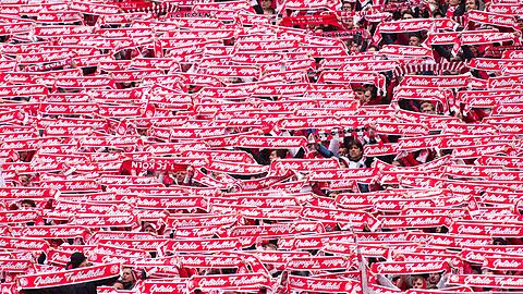 Die Fußballerinnen des 1. FC Köln können sich gegen Eintracht Frankfurt auf eine große Kulisse freuen.