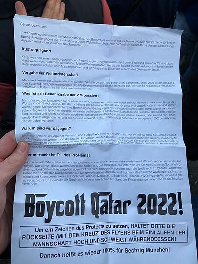 Auf einem Flyer erklärten die Initiatoren den Grund für den Protest.