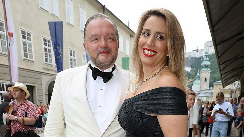 Seit vier Jahren ein Paar und nun verheiratet: Fürst Alexander zu Schaumburg-Lippe und Mahkameh Navabi.