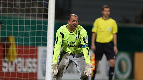 Als Torwart-Oldie noch zur WM? Löwen-Keeper Gabor Kiraly.