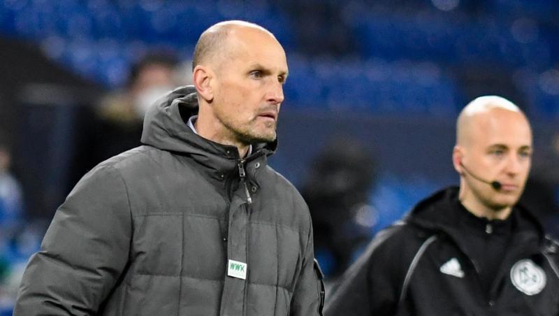 Augsburgs Trainer Heiko Herrlich.