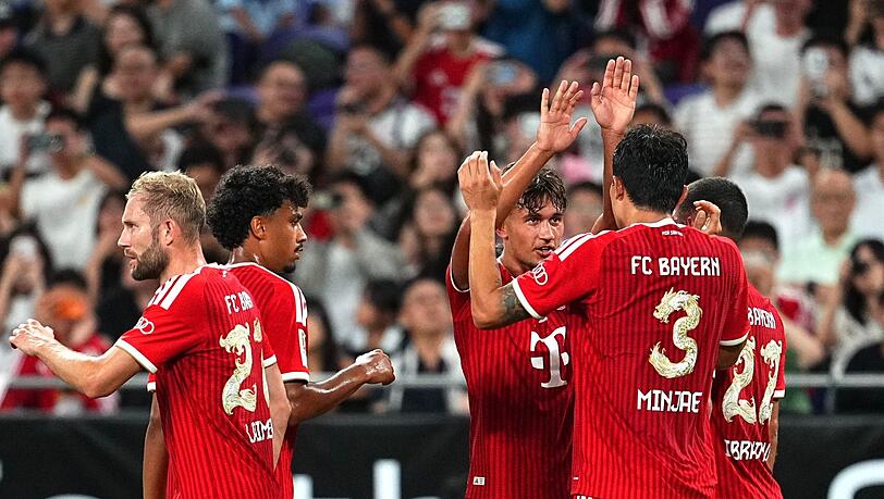 Der FC Bayern gewinnt sein Testspiel gegen Aston VIlla.