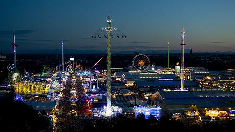 Gefeiert wurde am ersten Wiesn-Tag – aber es gab auch Zwischenfälle.